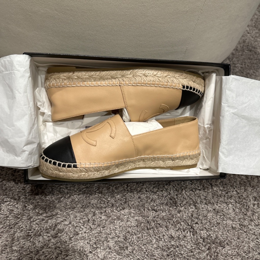 Chanel Espadrilles - Picture 3 of 8
